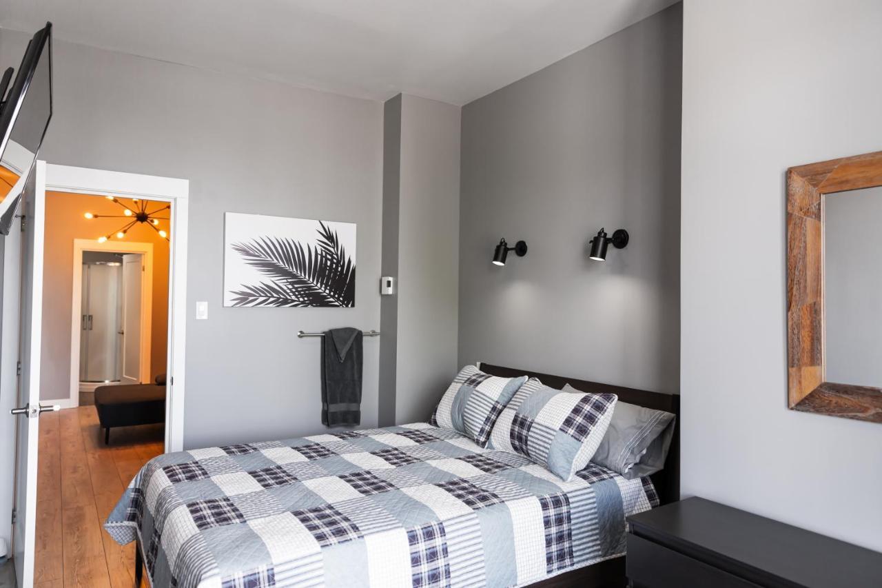 Bed and Breakfast Chez Fx La Tuque Exterior foto